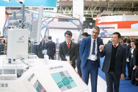 Trình diễn công nghệ Việt tại “sân chơi” di động lớn nhất thế giới