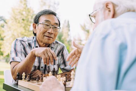 Vì sao có người 80 tuổi, trí nhớ vẫn tốt như người 50?