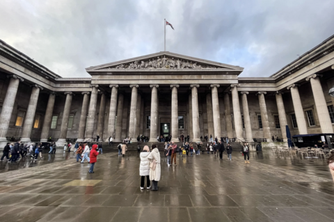 Anh xem xét chấm dứt miễn phí vé vào bảo tàng với khách nước ngoài