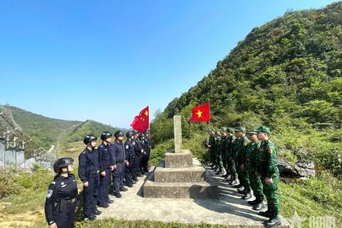 Nâng cao hiệu quả tuần tra liên hợp, thực thi pháp luật trên biên giới