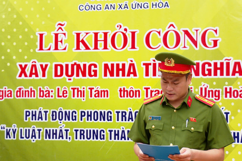 Công an xã Ứng Hòa khởi công "Nhà tình nghĩa” cho hộ gia đình khó khăn