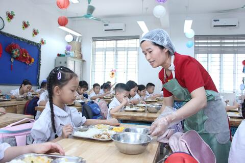 Cần kịp thời báo cáo dấu hiệu bất thường về an toàn thực phẩm học đường