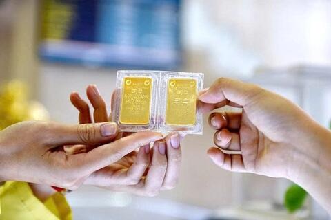 Giá vàng hôm nay (chiều 24-4): Giá vàng trong nước và thế giới cùng giảm