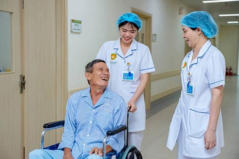 Nâng tầm chất lượng bệnh viện Quân đội