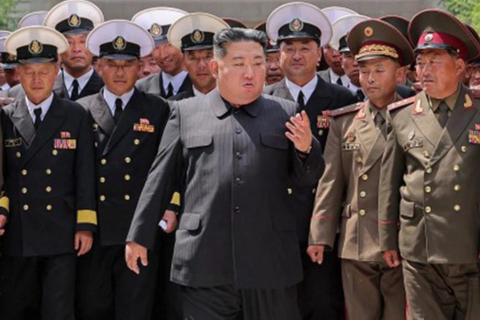 Ông Kim Jong Un muốn tăng cường phòng thủ biên giới phía nam