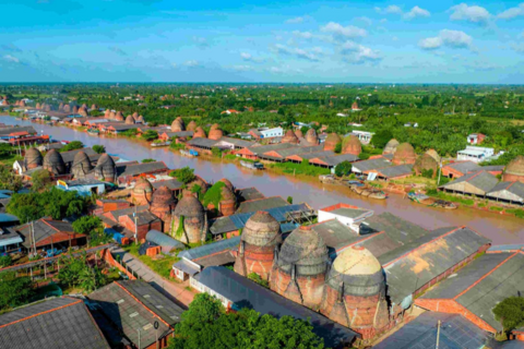 Làm cách nào để “nhét” một lò gạch Mang Thít vào không gian triển lãm?