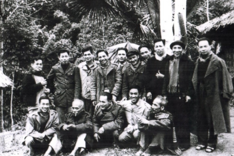 Hồ Tùng Mậu - Nhà lãnh đạo tài năng, suốt đời vì nước, vì dân