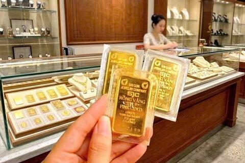 Giá vàng hôm nay (trưa 11-6): Giao dịch quanh ngưỡng 136 triệu đồng/lượng