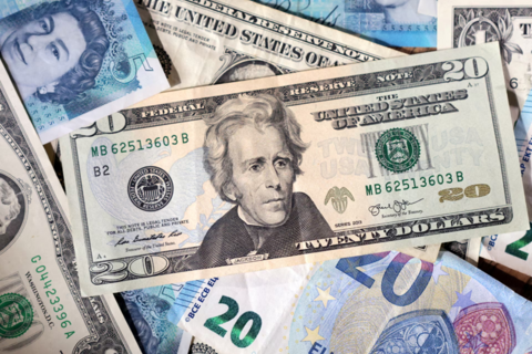 Tỷ giá USD hôm nay (17-6): Đồng USD tiếp tục suy yếu
