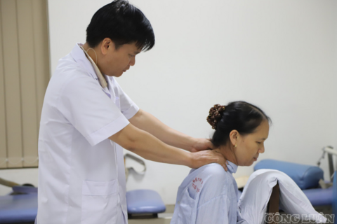 Kỳ cuối: Gỡ điểm nghẽn thể chế, mở vận hội mới cho y học cổ truyền