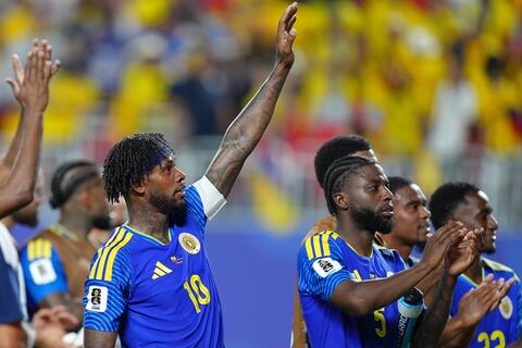 Chúng ta được gì từ một World Cup “ngoại cỡ”?