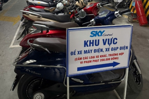 Bố trí khu vực riêng cho xe điện trong chung cư: Cần cơ chế hỗ trợ phù hợp, bảo đảm tính khả thi