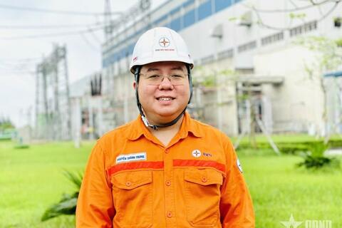 Khi người kỹ sư viết chính luận