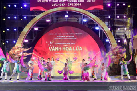 Hải Phòng: Đặc sắc chương trình nghệ thuật “Vành hoa lửa”