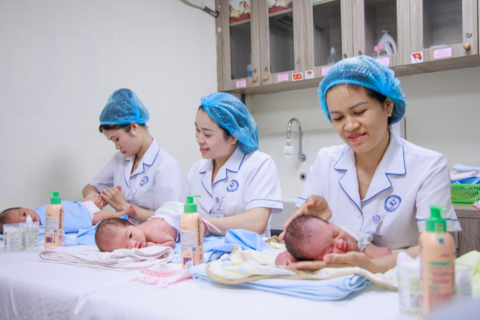 Khảo sát toàn diện nguyên nhân khiến Việt Nam thừa bé trai khi sinh