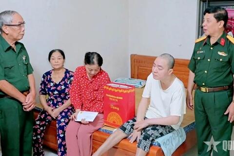 Chung tay chăm lo nạn nhân da cam/dioxin