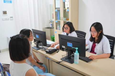 Tuổi 35 trở thành mốc khuyến nghị sinh đủ 2 con