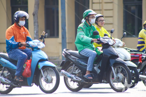 Bảo vệ tài xế công nghệ không chỉ bằng việc tranh luận vài phần trăm phí
