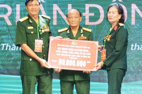 Cựu chiến binh hiến đất làm đường, giúp đồng đội thoát nghèo