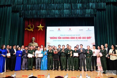 Tôn vinh những giá trị cao đẹp trong cuộc sống
