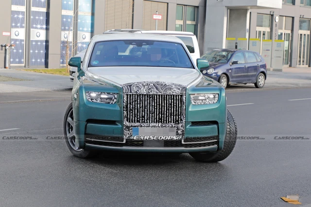 Rolls-Royce Phantom 2023 lần đầu lộ diện - Xe siêu sang đầu bảng ưa thích của đại gia Việt - Ảnh 4.