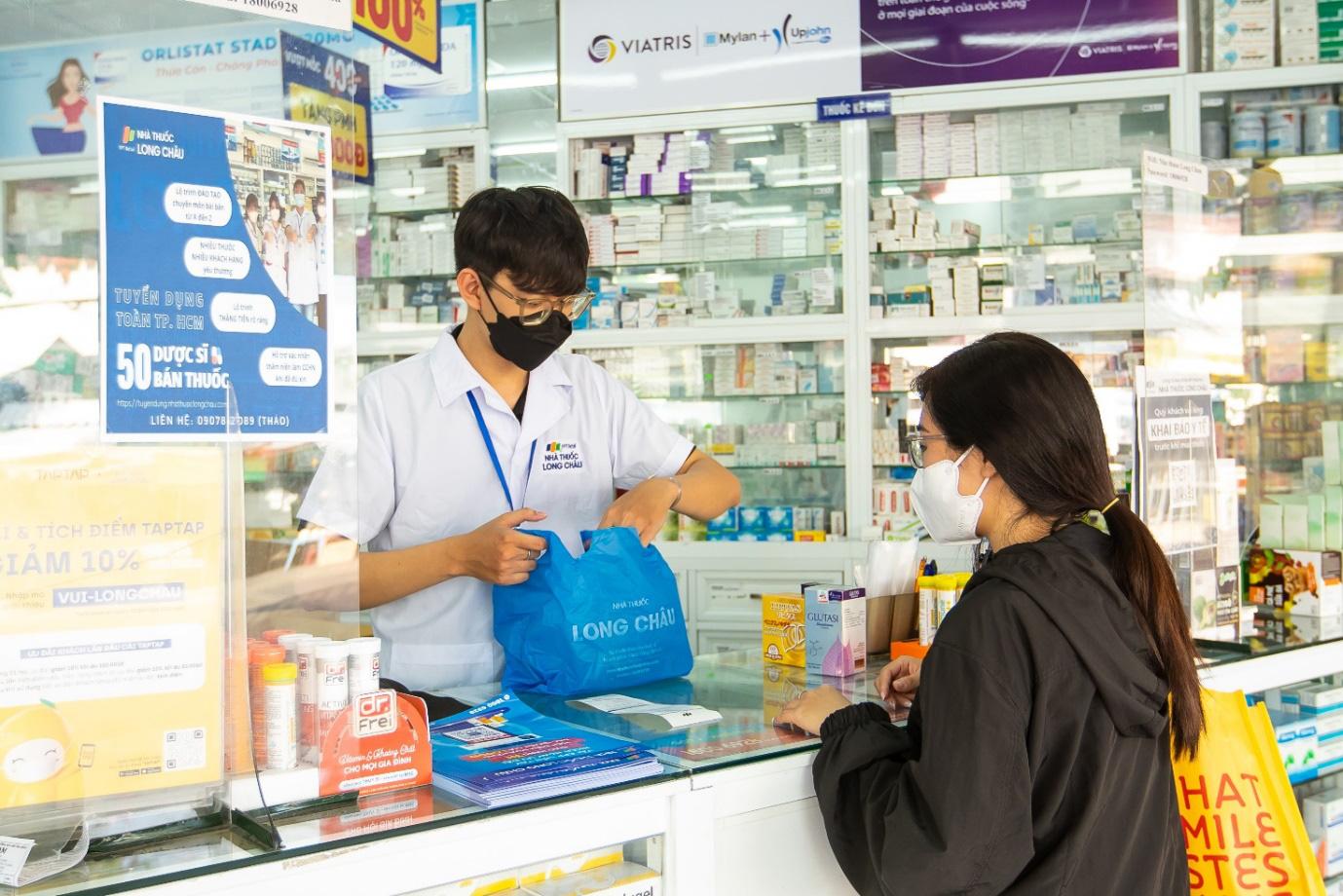 FPT Long Châu tặng khách hàng 88 chỉ vàng mừng Tết Nhâm Dần - Ảnh 1.