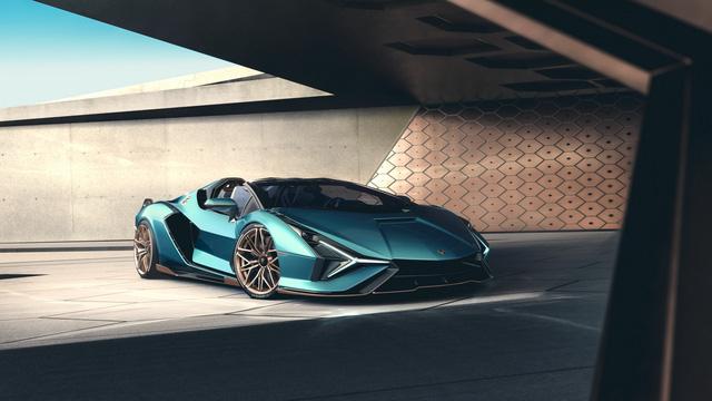 Giống VinFast, Lamborghini mạnh tay khai tử động cơ thuần xăng từ sau năm 2022 - Ảnh 3.