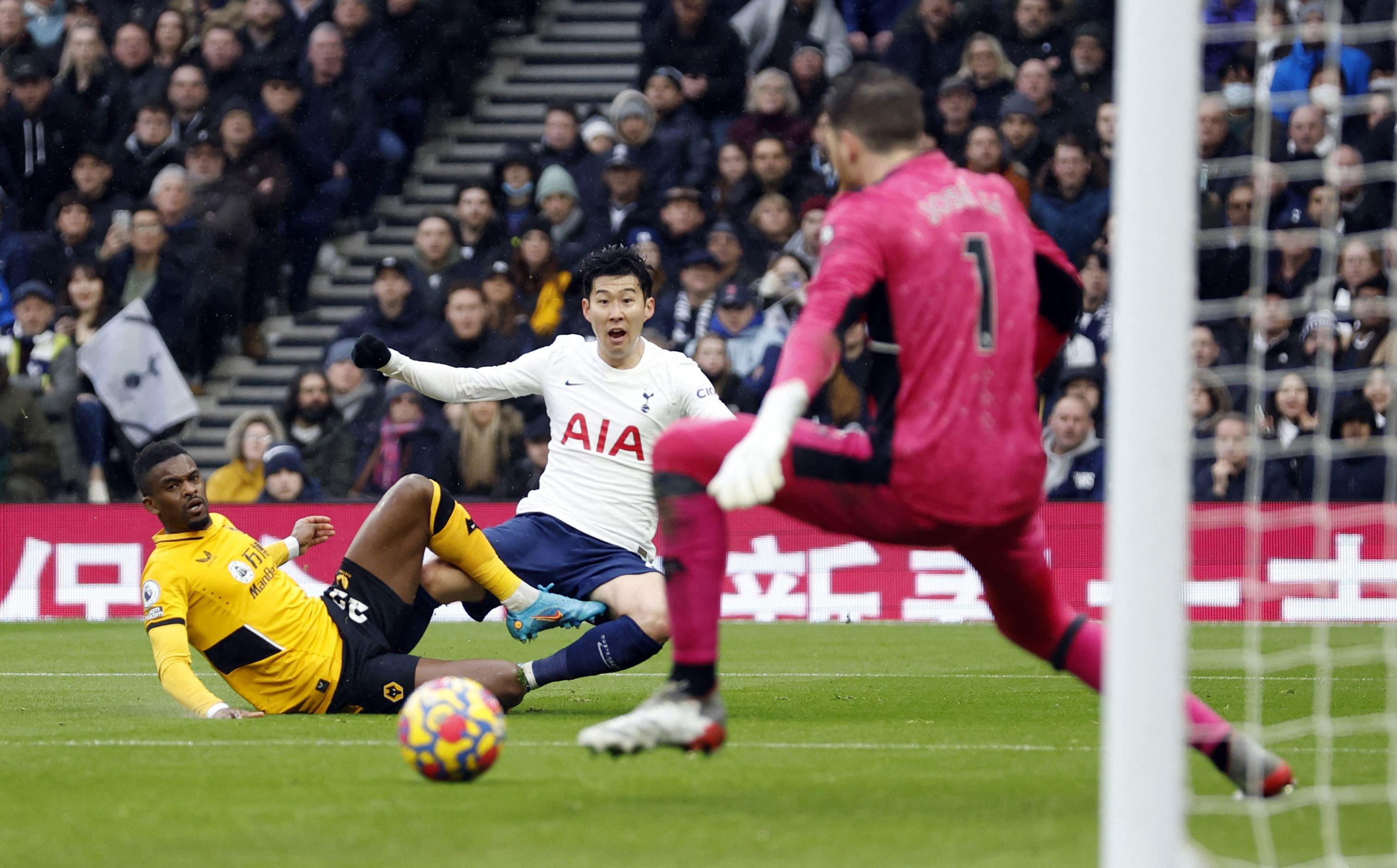 Tottenham thua 3 trận liên tiếp tại Premier League ảnh 5 Tottenham thua 3 tran lien tiep tai Premier League anh 5