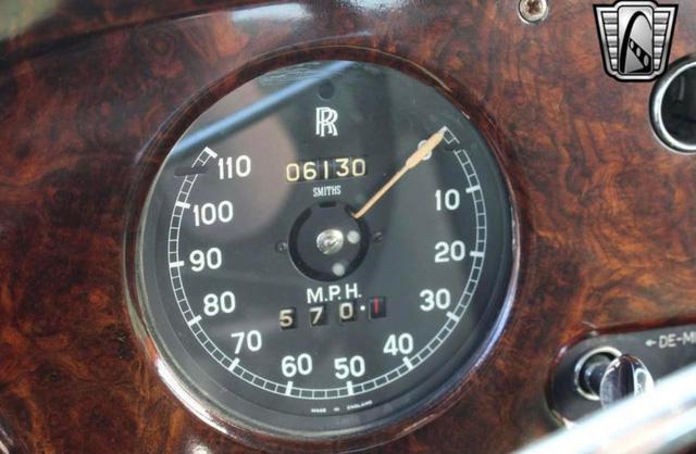 Chiếc Rolls-Royce siêu hiếm đồn đoán của đại gia Hà Nội mới lăn bánh hơn 9.000 km sau 66 năm sử dụng - Ảnh 2. Chiếc Rolls-Royce siêu hiếm đồn đoán của đại gia Hà Nội mới lăn bánh hơn 9.000 km sau 66 năm sử dụng - Ảnh 2.