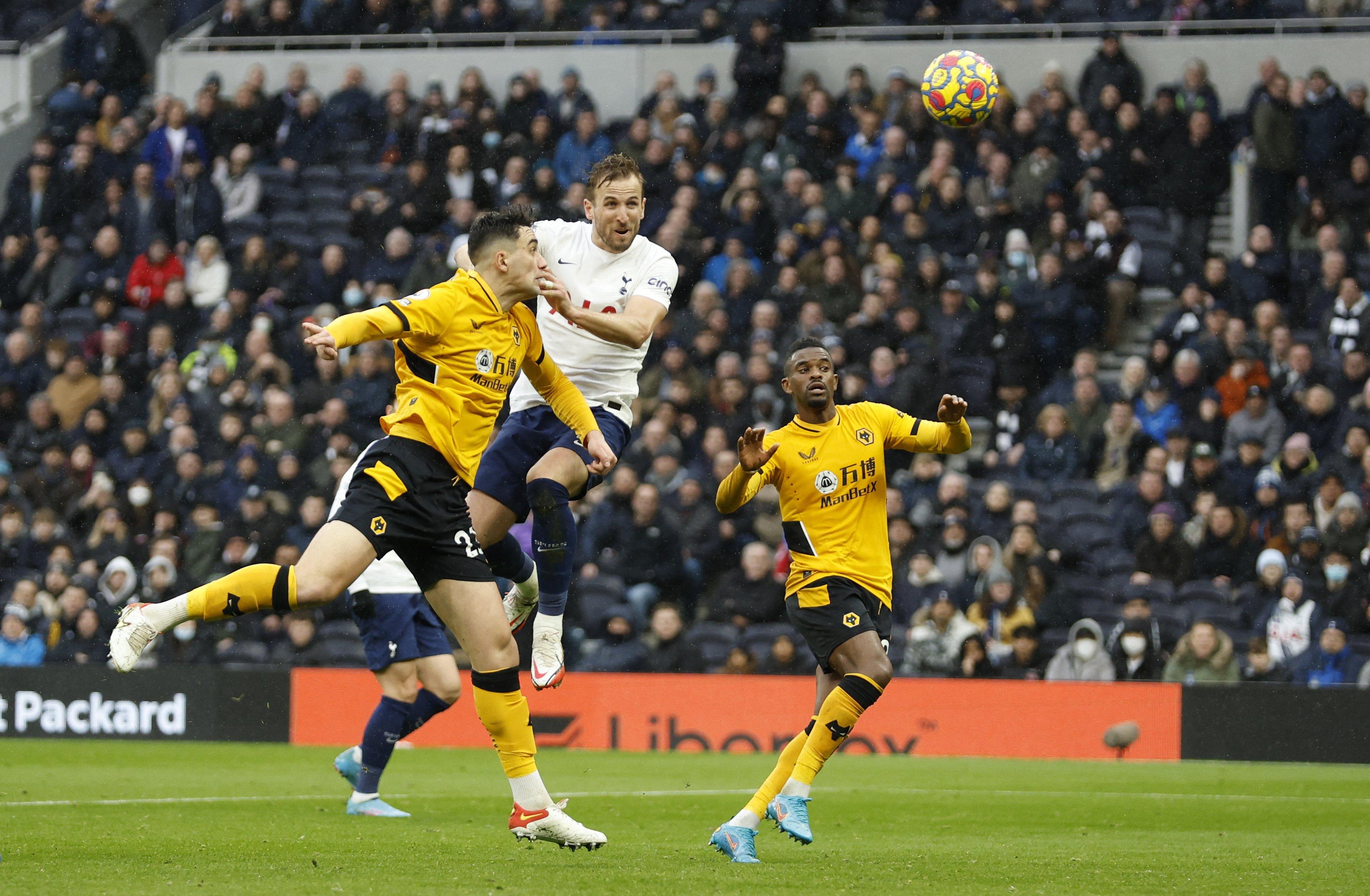 Tottenham thua 3 trận liên tiếp tại Premier League ảnh 6 Tottenham thua 3 tran lien tiep tai Premier League anh 6