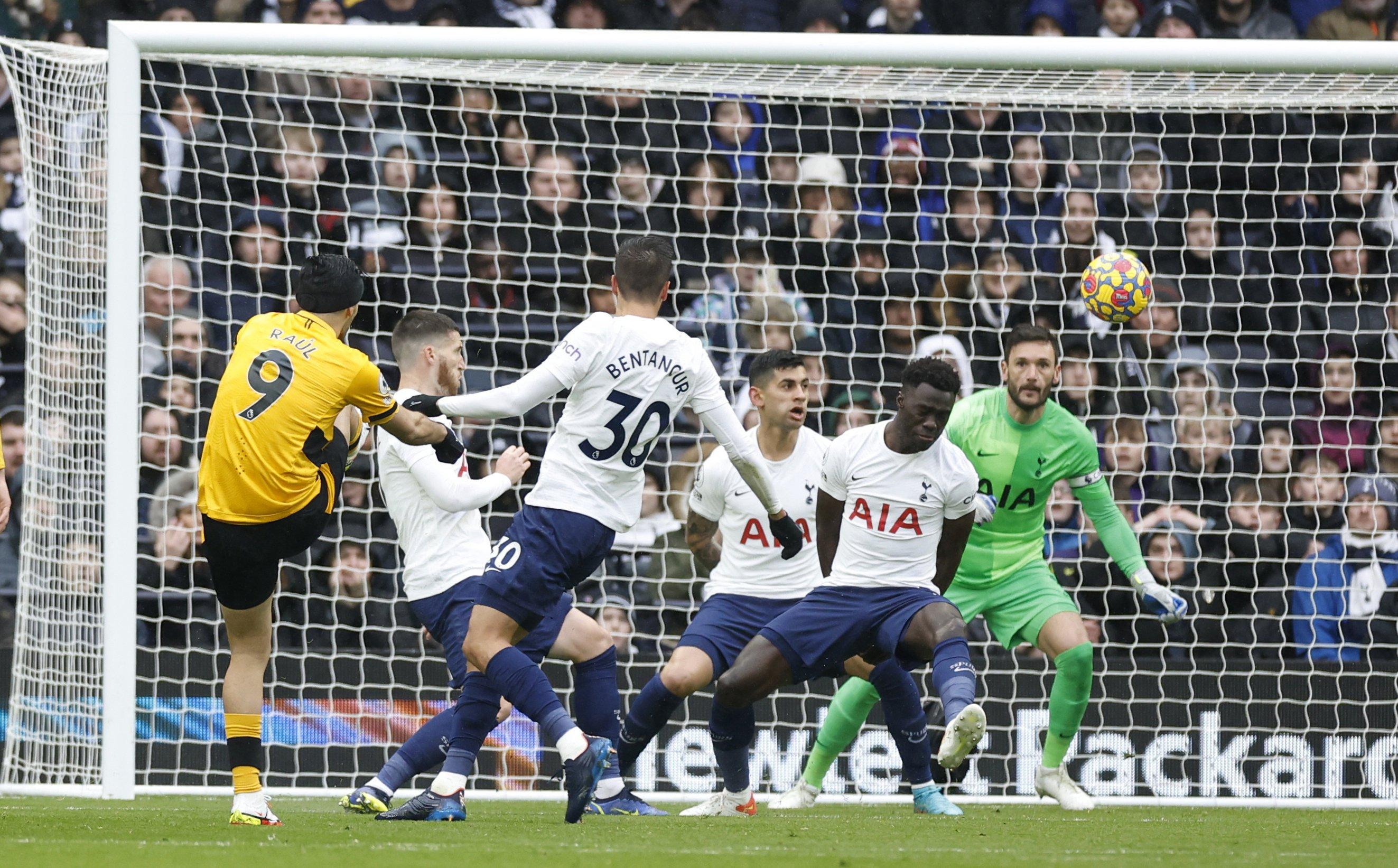 Tottenham thua 3 trận liên tiếp tại Premier League ảnh 3 Tottenham thua 3 tran lien tiep tai Premier League anh 3
