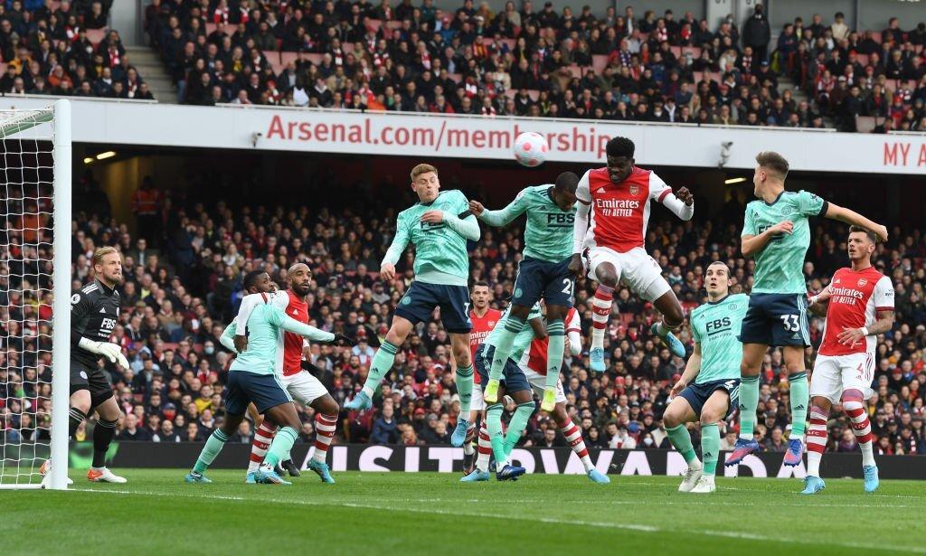 Partey không chiến dũng mãnh, giúp Arsenal mở tỷ số. Ảnh: Reuters.