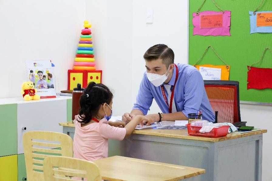 Không khí rộn ràng ngày kiểm tra đánh giá năng lực đầu vào đợt 1 tại Royal School - Ảnh 5.