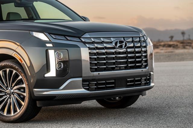 Hyundai Palisade 2023 ra mắt: Lưới tản nhiệt 3D và vô-lăng như Tucson, ghế công thái học mượn từ Genesis cùng nhiều công nghệ khủng - Ảnh 2.