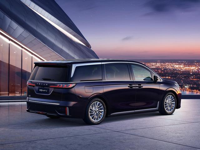 Siêu minivan nhanh nhất thế giới mở bán tại Trung Quốc: Kì vọng đấu Toyota Alphard - Ảnh 2.