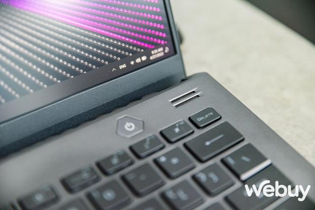 Cận cảnh ASUS Zephyrus G14 2022: Nâng cấp từ trong ra ngoài, mạnh mẽ và "wibu" hơn, giá từ 51 triệu đồng - Ảnh 11. Cận cảnh ASUS Zephyrus G14 2022: Nâng cấp từ trong ra ngoài, mạnh mẽ và "wibu" hơn, giá từ 51 triệu đồng - Ảnh 11.