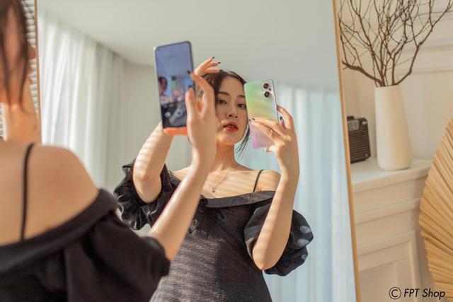 FPT Shop ưu đãi đến 600.000 đồng cho khách mua điện thoại OPPO - Ảnh 1. FPT Shop ưu đãi đến 600.000 đồng cho khách mua điện thoại OPPO - Ảnh 1.