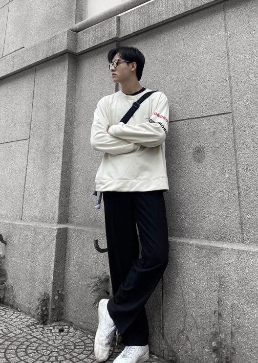 Những hot boy IT giỏi việc code, thạo đàn ca - Ảnh 4. Những hot boy IT giỏi việc code, thạo đàn ca - Ảnh 4.