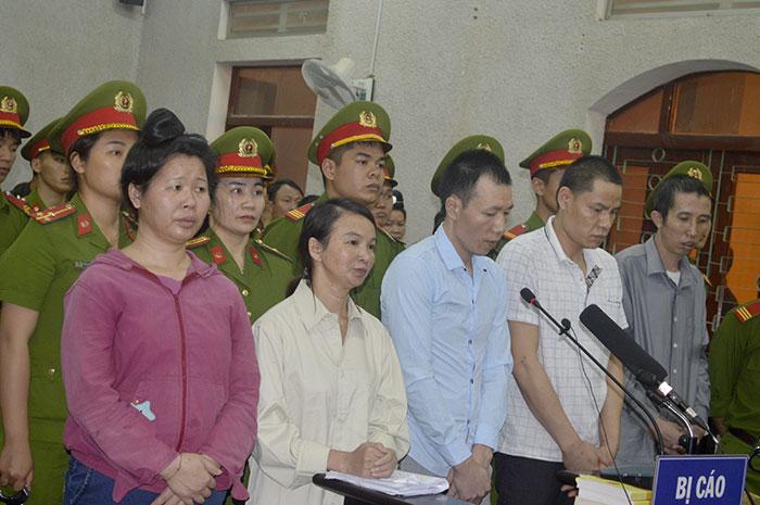 Hom nay (18/3), xu phuc tham me nu sinh giao ga o Dien Bien-Hinh-4