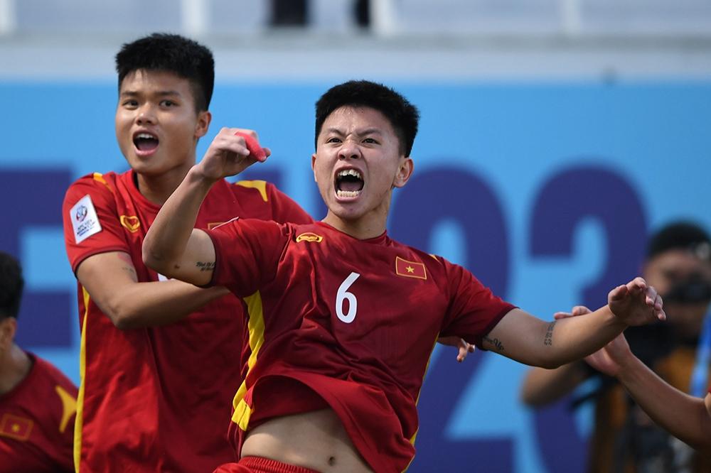 Bóng đá Việt Nam đã vượt xa Đông Nam Á, hãy tập trung nhiều hơn cho mục tiêu World Cup - Ảnh 1.