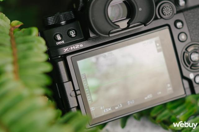 Trên tay và trải nghiệm nhanh Fujifilm X-H2s: Tốc độ được đặt lên hàng đầu - Ảnh 18.