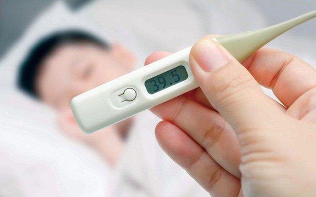 Báo động sốt xuất huyết tăng đột biến, chạm mốc 77.000 ca, 30 người tử vong: Vì sao nhiều người bệnh trở nặng nguy hiểm đến tính mạng? - Ảnh 2. Báo động sốt xuất huyết tăng đột biến, chạm mốc 77.000 ca, 30 người tử vong: Vì sao nhiều người bệnh trở nặng nguy hiểm đến tính mạng? - Ảnh 2.