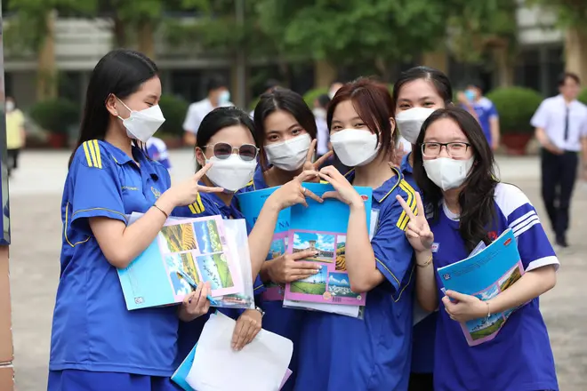 CẬP NHẬT: Hàng loạt đại học top đầu công bố điểm sàn năm 2022, cao nhất lên đến 23,5 điểm - Ảnh 1. CẬP NHẬT: Hàng loạt đại học top đầu công bố điểm sàn năm 2022, cao nhất lên đến 23,5 điểm - Ảnh 1.