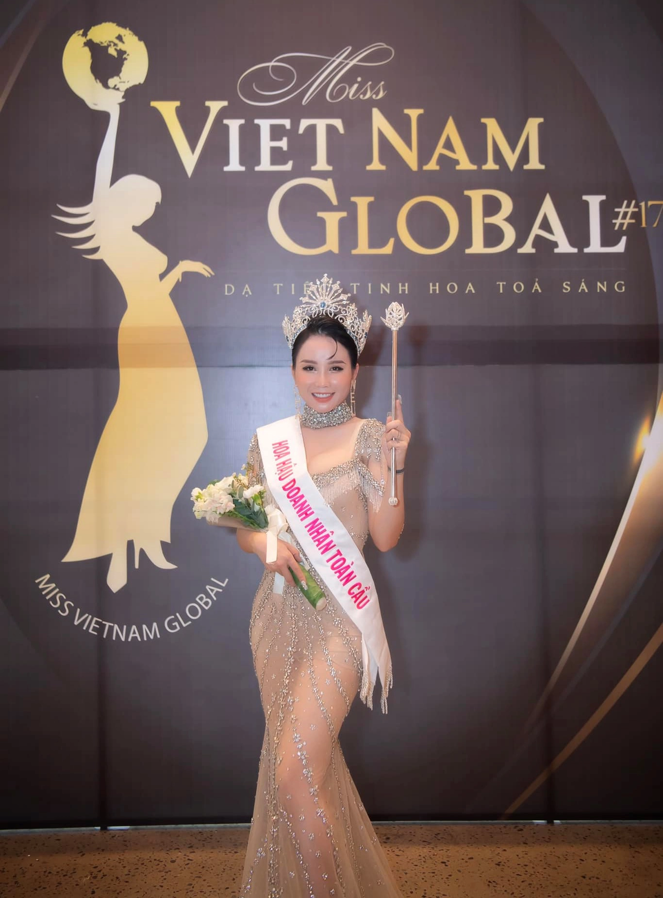 CEO Hoàng Song Hà: Người truyền lửa cho cộng đồng doanh nhân nữ trẻ - Ảnh 4. CEO Hoàng Song Hà: Người truyền lửa cho cộng đồng doanh nhân nữ trẻ - Ảnh 4.