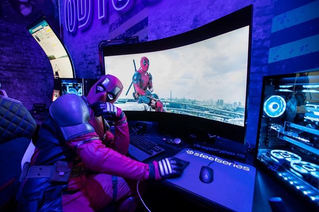 Trải nghiệm Samsung Odyssey Ark: Ấn tượng trước màn hình Gaming 55 inch - Ảnh 2.