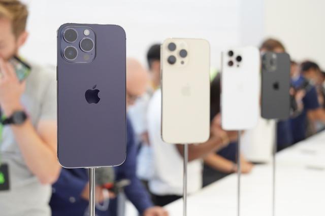 "Vén màn" bí mật camera trên iPhone 14 series: Bước đột phá mạnh mẽ của Apple! - Ảnh 1.