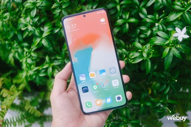 Điện thoại Xiaomi giá 11 triệu có chip Snapdragon 8+ Gen 1, sạc 120W - Ảnh 6.