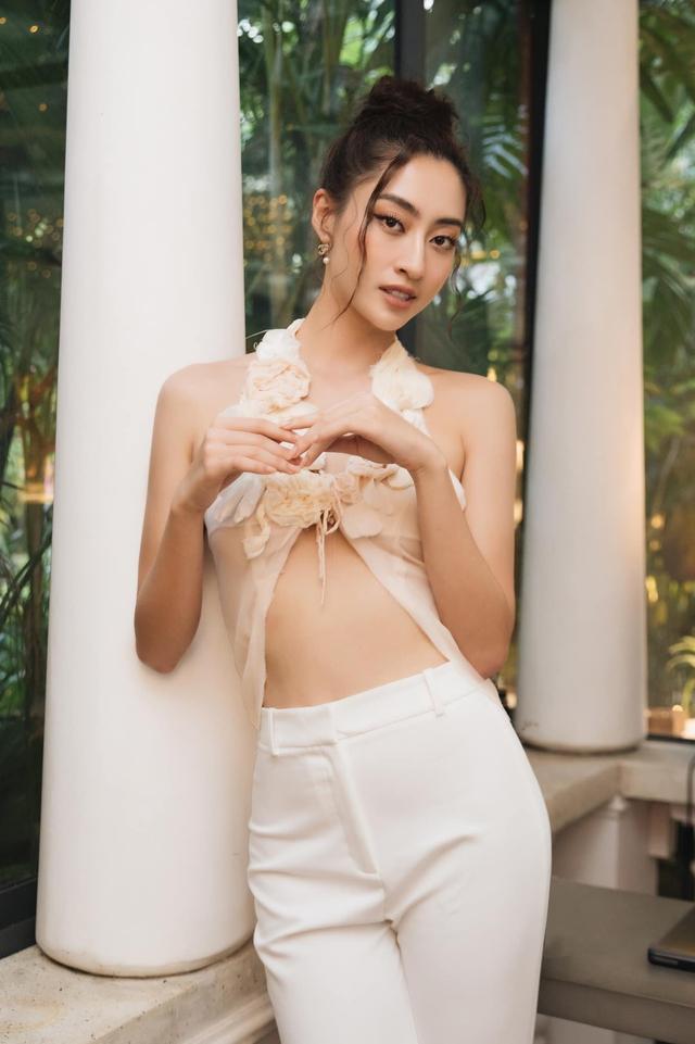 Cuộc sống Hoa hậu Lương Thuỳ Linh và Khánh Vân sau khi hết nhiệm kỳ: Người mở công ty riêng, người được thưởng quà đặc biệt - Ảnh 13. Cuộc sống Hoa hậu Lương Thuỳ Linh và Khánh Vân sau khi hết nhiệm kỳ: Người mở công ty riêng, người được thưởng quà đặc biệt - Ảnh 13.