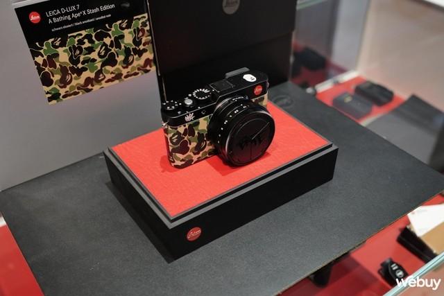 Trên tay Leica D-Lux 7 phiên bản đặc biệt "A Bathing Ape x Stash": - Ảnh 1.