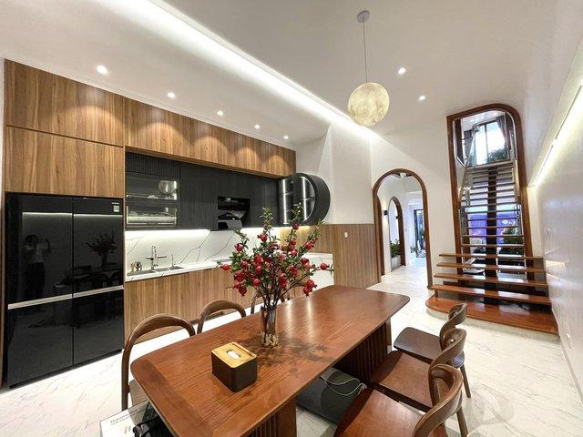 Khởi nghiệp với 800k, tích góp 5 tỷ xây nhà 400m2 hiện đại như khu nghỉ dưỡng - Ảnh 1. Khởi nghiệp với 800k, tích góp 5 tỷ xây nhà 400m2 hiện đại như khu nghỉ dưỡng - Ảnh 1.